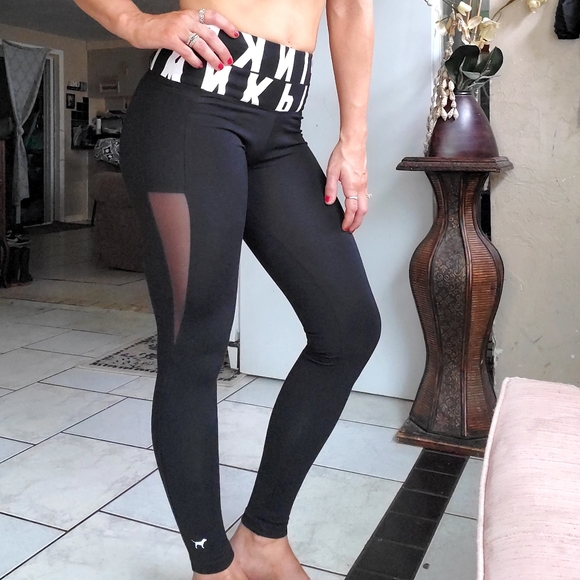 LN, VS Pink hi rise mesh ultimate logo yoga's - Picture 6 of 8